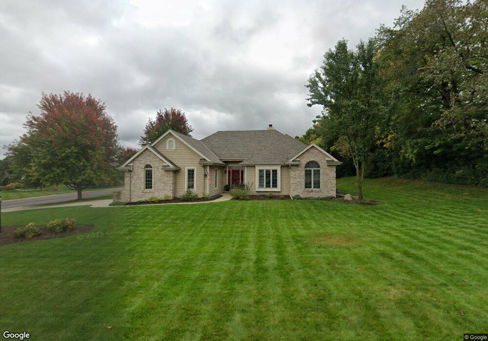 N100W14785 Ridgefield Rd, Germantown, WI 53022 - photo 1
