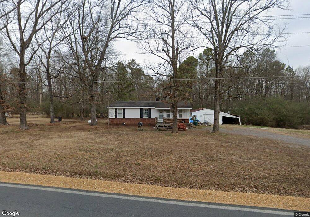 585 Fairview Rd NW, Calhoun, GA 30701 - photo 1