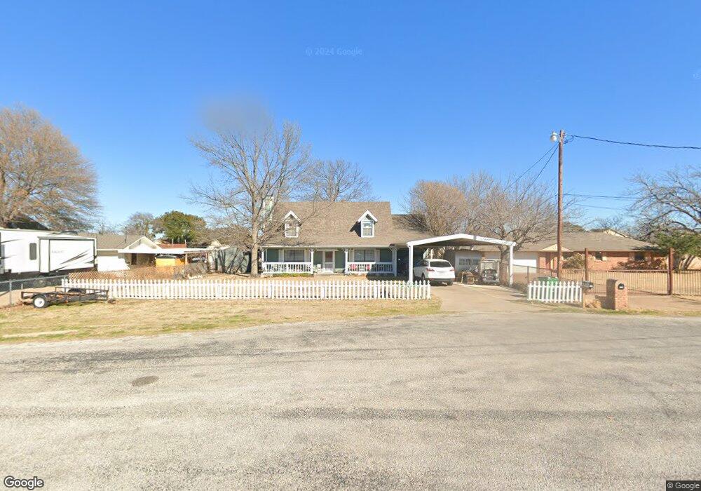 4613 Rendezvous Ct, Granbury, TX 76049 - photo 1