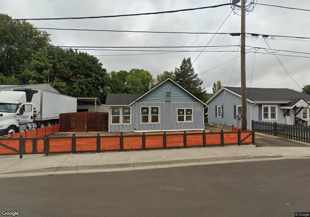 145 SE Harney St, Sheridan, OR 97378 - photo 1