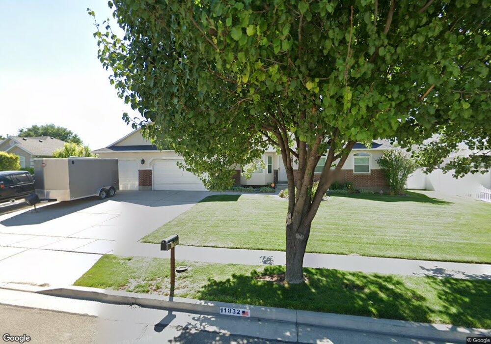 11832 S 3770 W, Riverton, UT 84065 - photo 1