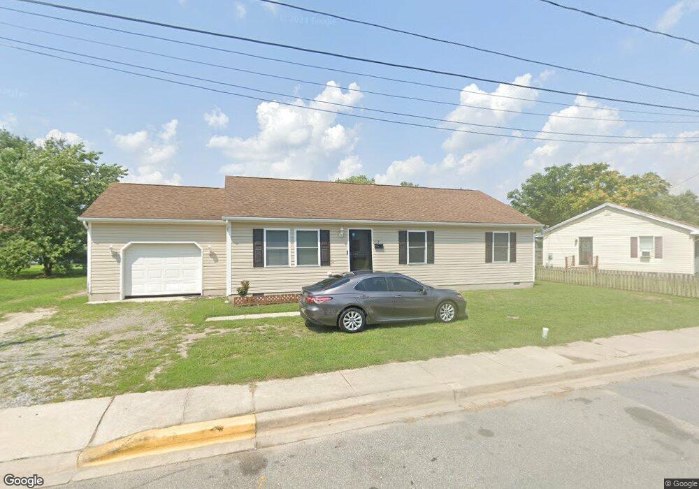 532 Center St, Laurel, DE 19956 - photo 1