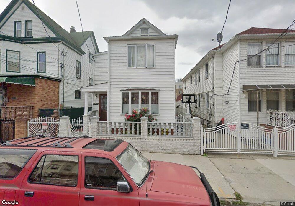 10452 103rd St, Ozone Park, NY 11417 - photo 1