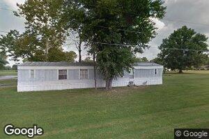 140 N Poplar St, Tamaroa, IL 62888