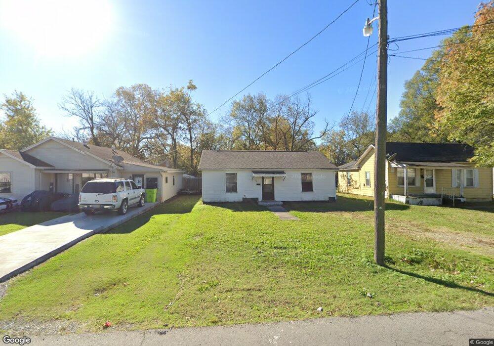 401 W 2nd St, Stuttgart, AR 72160 - photo 1
