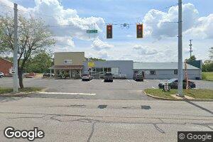 951 2nd St, Columbus, IN 47201