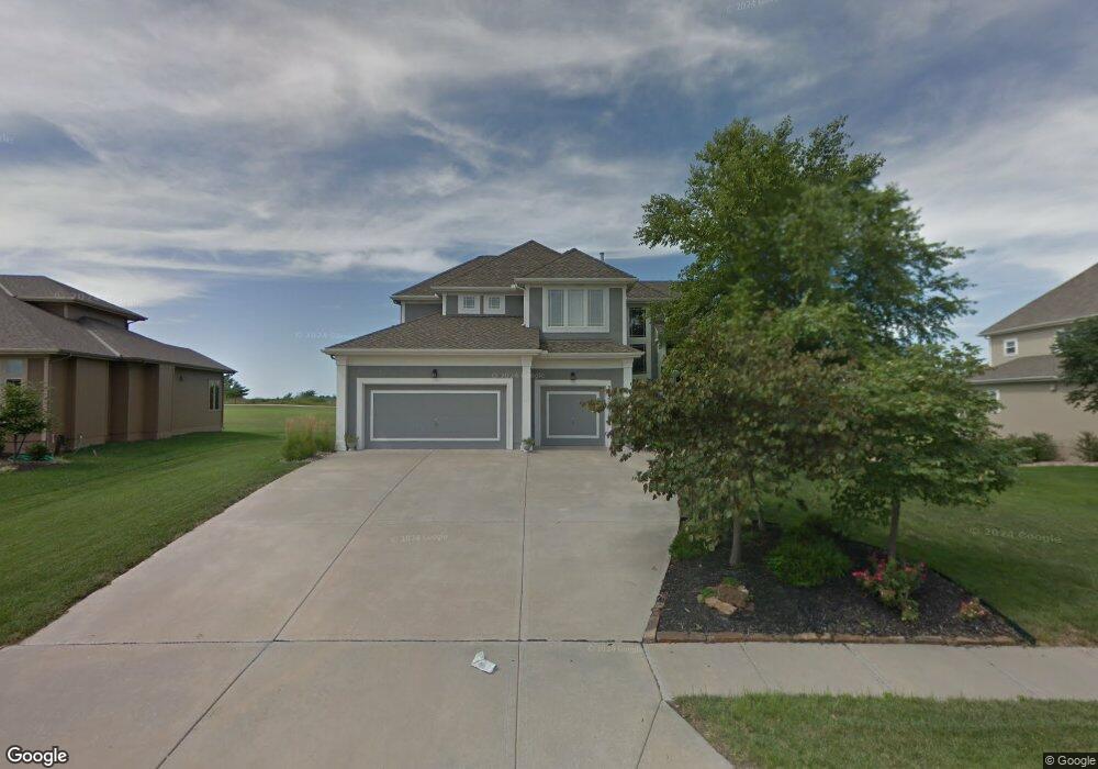 24210 W 68th St, Shawnee, KS 66226 - photo 1