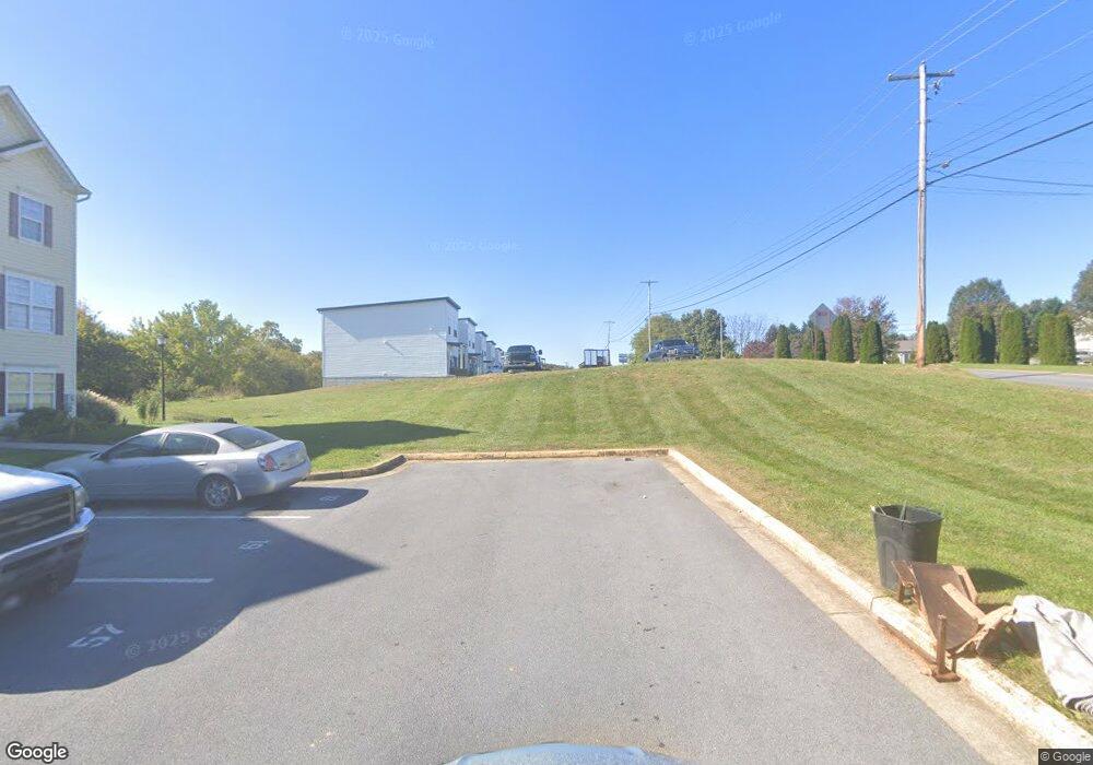 7 Batallion Ct, Bunker Hill, WV 25413 - photo 1