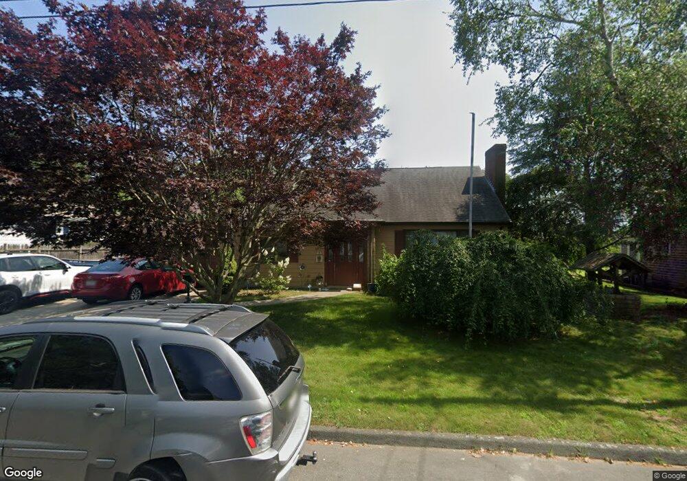 53 Hacker St, Fairhaven, MA 02719 - photo 1