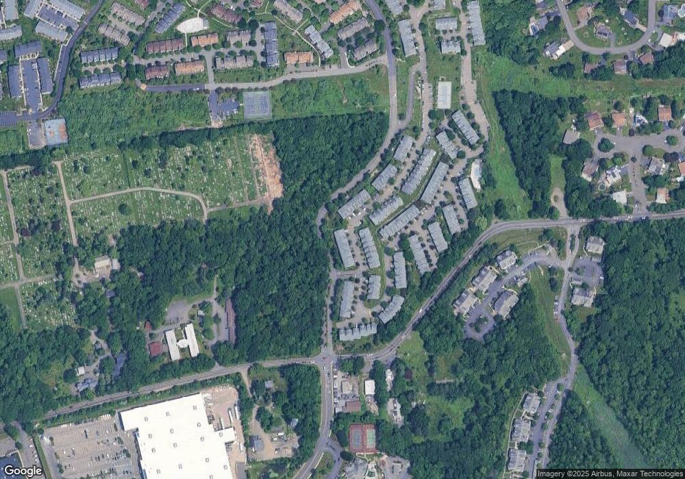 54 Eagle Ridge Way unit 112, Nanuet, NY 10954 - photo 1