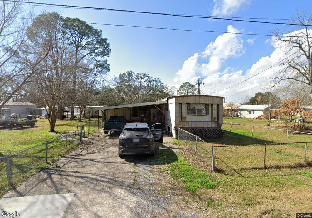 114 Friend St, New Iberia, LA 70563 - photo 1