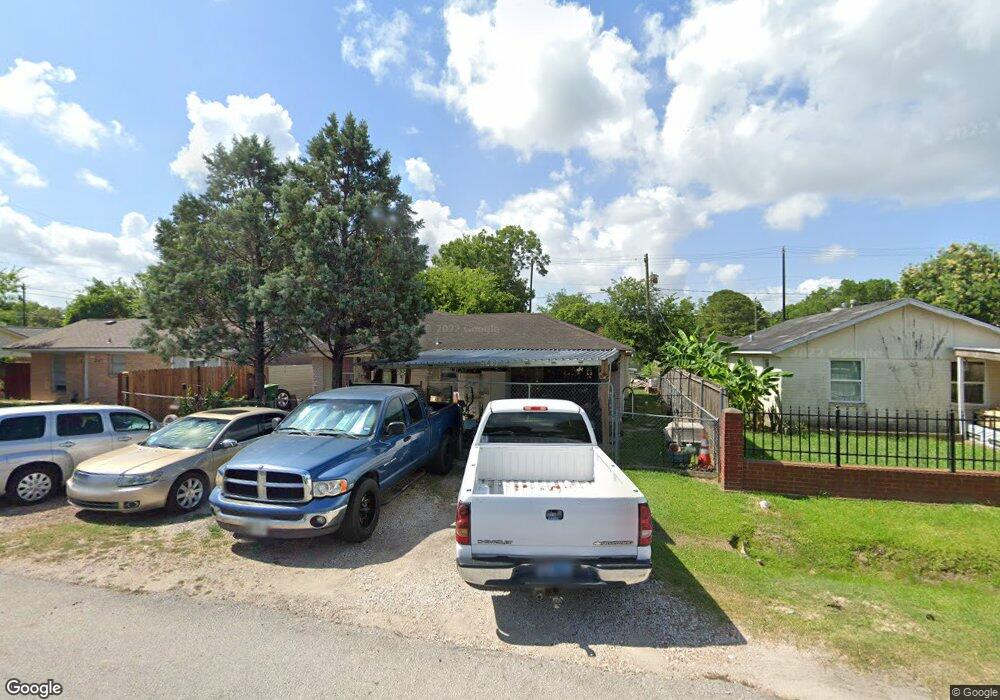 2547 Anchor St, Houston, TX 77088 - photo 1