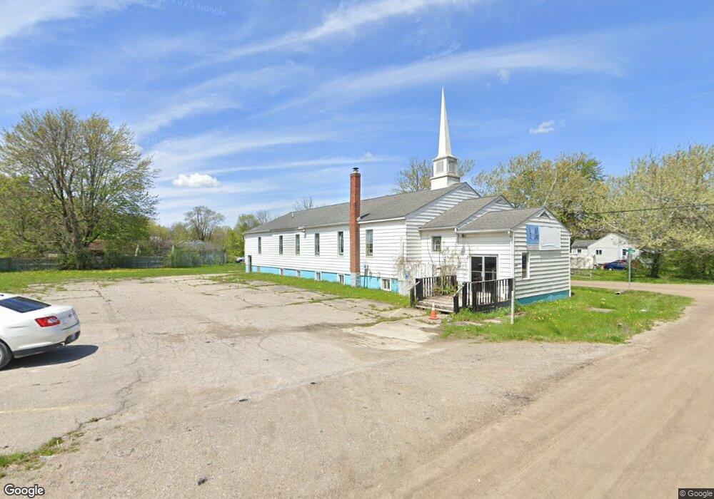 2126 Harwine St, Flint, MI 48532 - photo 1