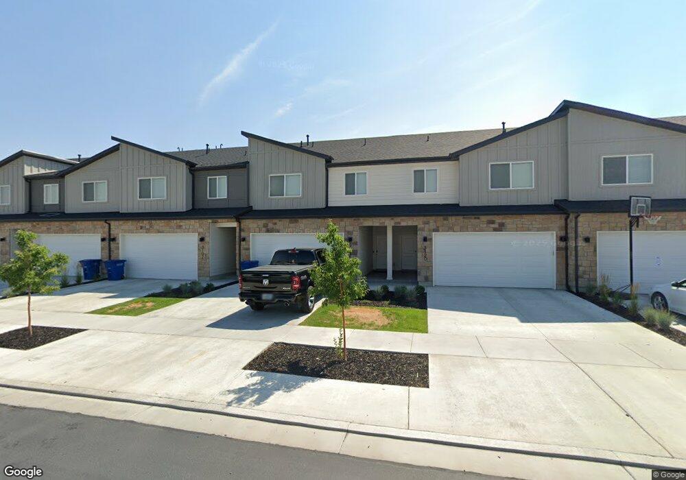 3114 S 400 W unit I225, Logan, UT 84321 - photo 1