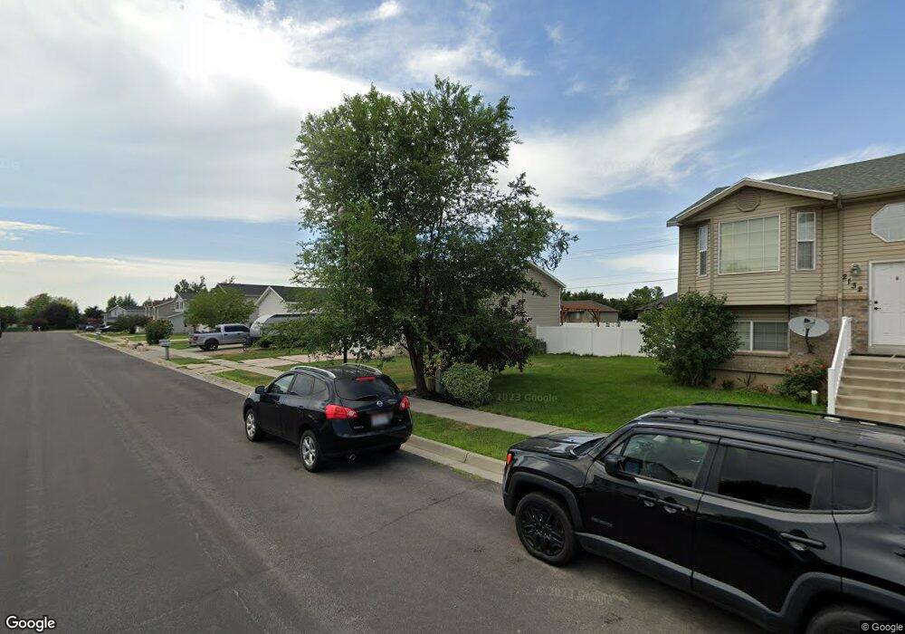2148 W 2265 N, Clearfield, UT 84015 - photo 1