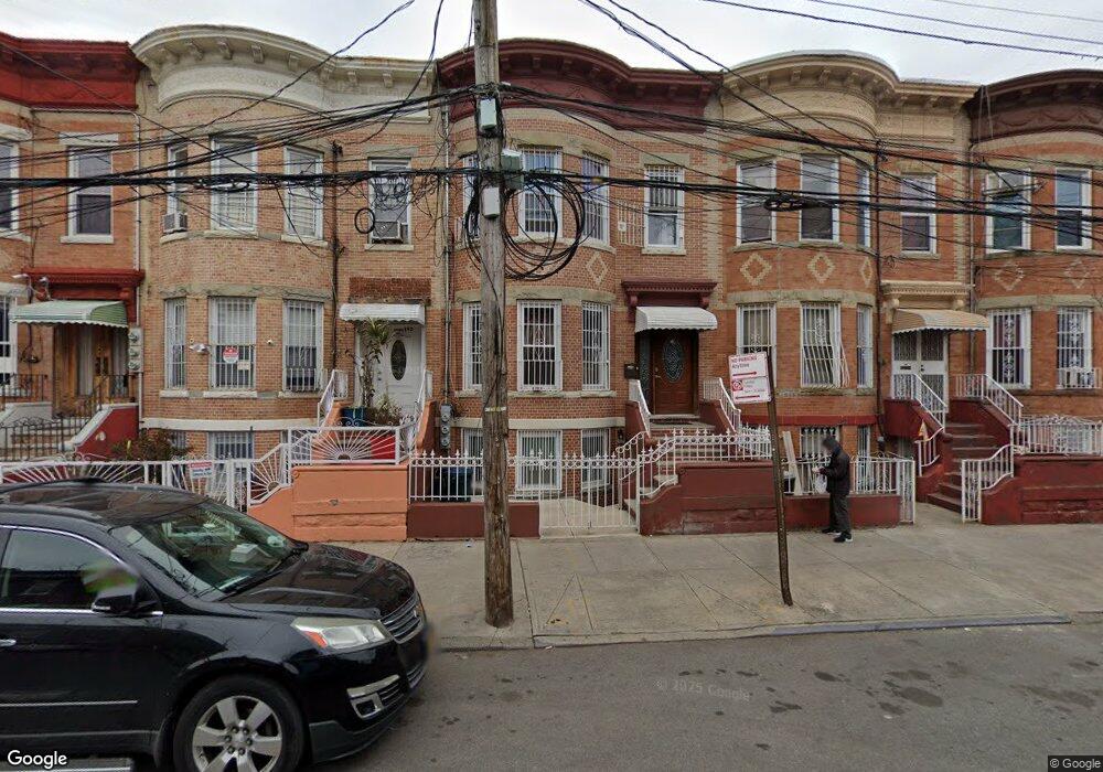 197 Hemlock St, Brooklyn, NY 11208 - photo 1