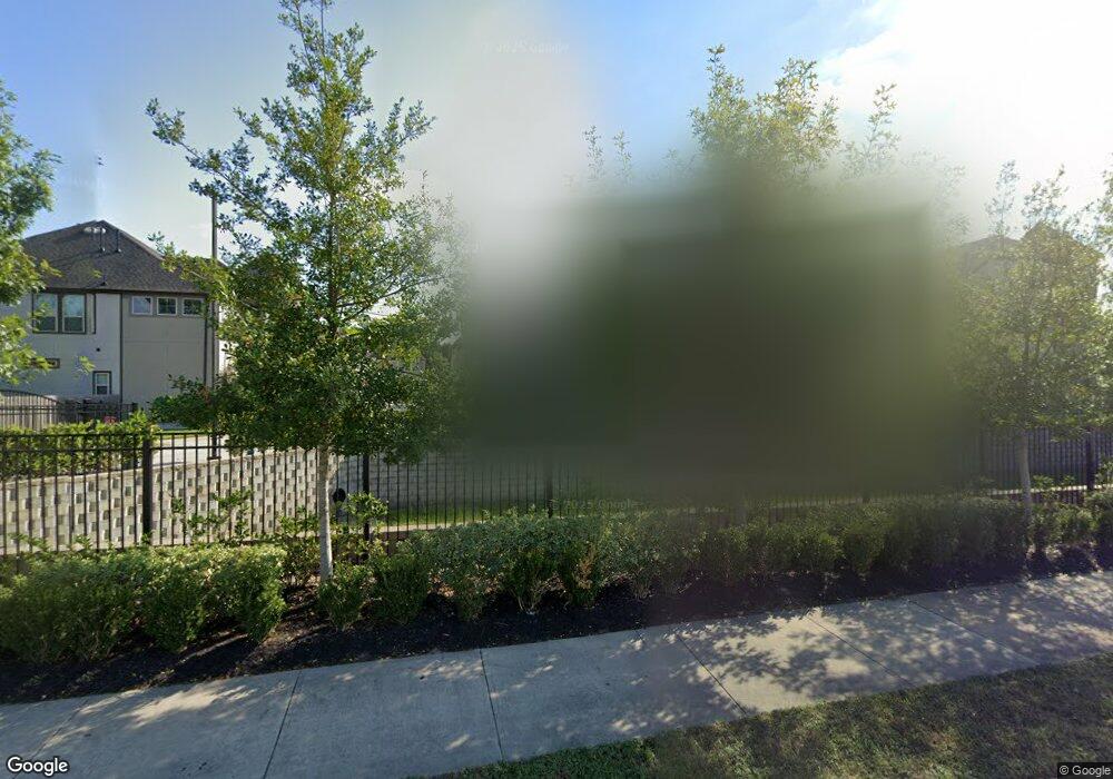 5117 E Lacey Garden Loop, Houston, TX 77018 - photo 1