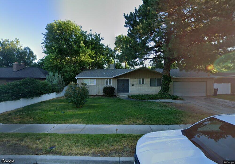 788 Spruce Tree Ln, Sandy, UT 84094 - photo 1