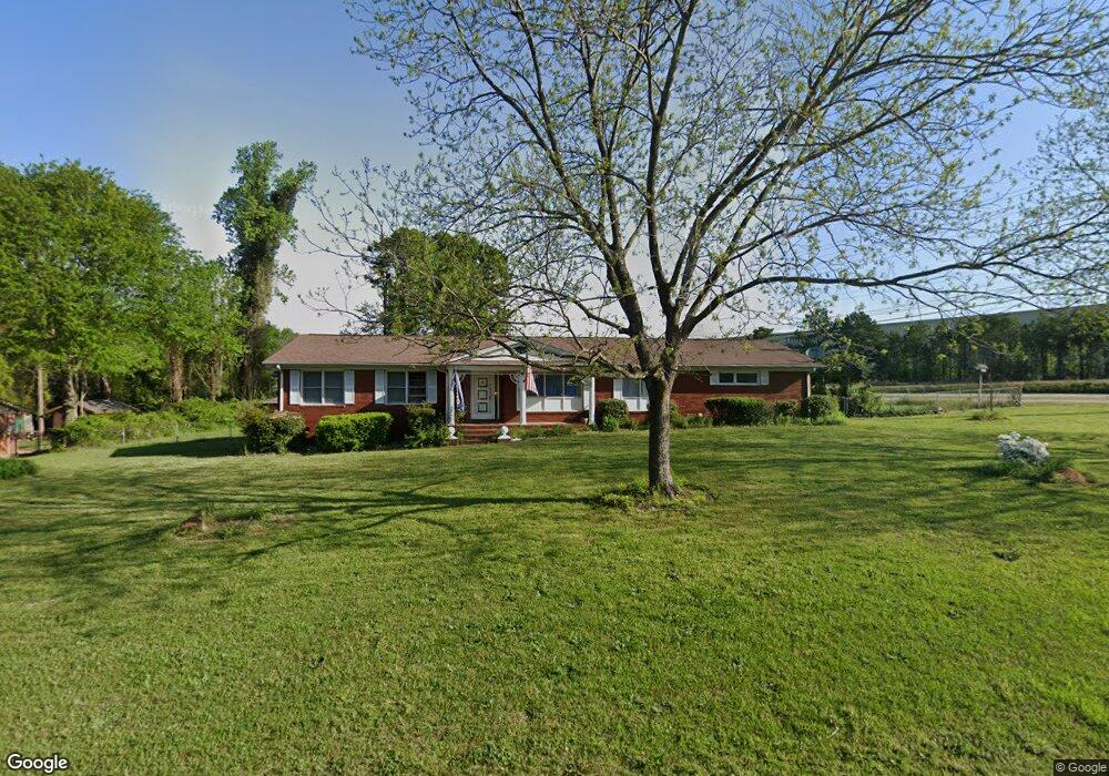 201 Hawthorne Dr, Simpsonville, SC 29680 - photo 1