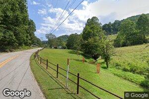 2534 Amma Rd, Clendenin, WV 25045
