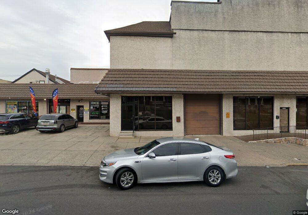 1417 W Chew St, Allentown, PA 18102 - photo 1