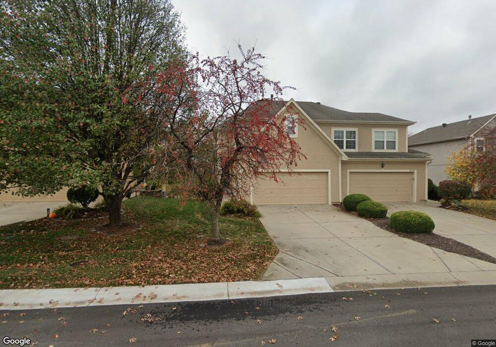 22605 W 71st Terrace, Shawnee, KS 66227 - photo 1