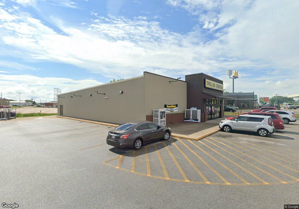 7510 Northwest Blvd, Davenport, IA 52806 - photo 1