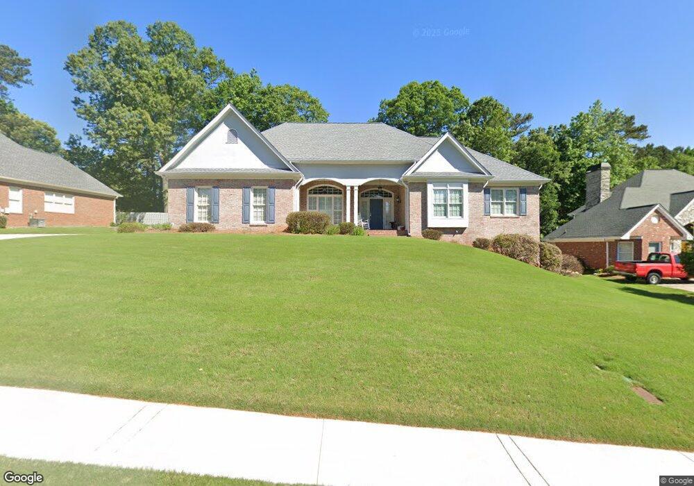 5723 James Walk Ct, Stone Mountain, GA 30087 - photo 1