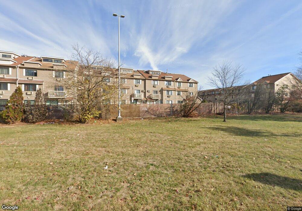 136 Lamped Loop unit 87, Staten Island, NY 10314 - photo 1