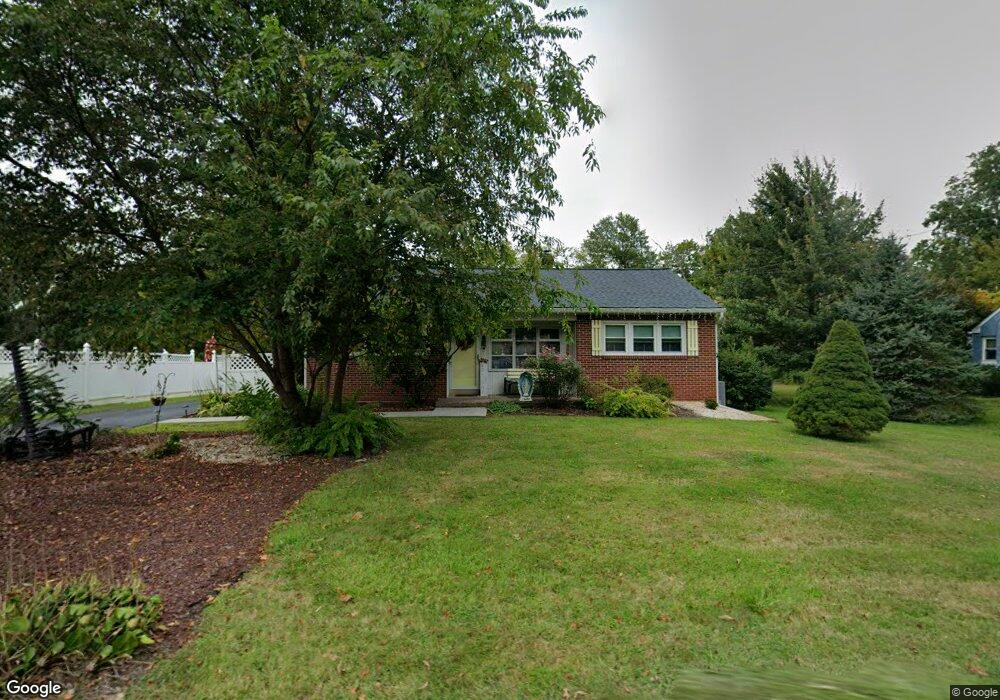 2112 N Line St, Lansdale, PA 19446 - photo 1