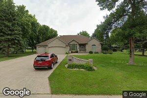 1514 Oakwood Ave SE, Wahpeton, ND 58075