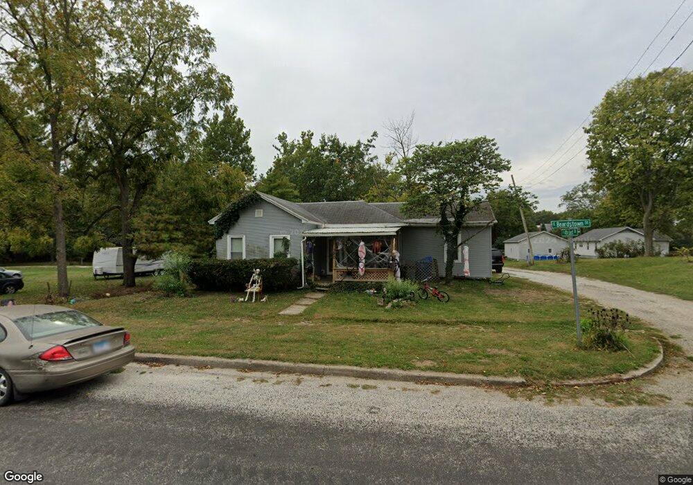 320 E Beardstown St, Virginia, IL 62691 - photo 1