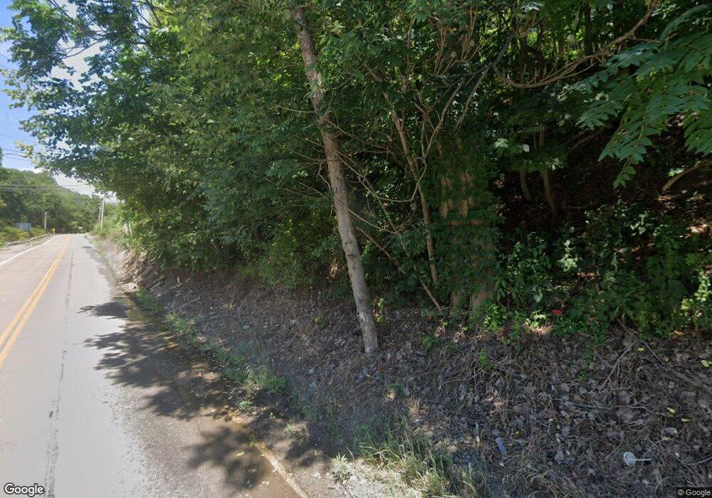 337 Highland Ave, Wellsville, OH 43968 - photo 1