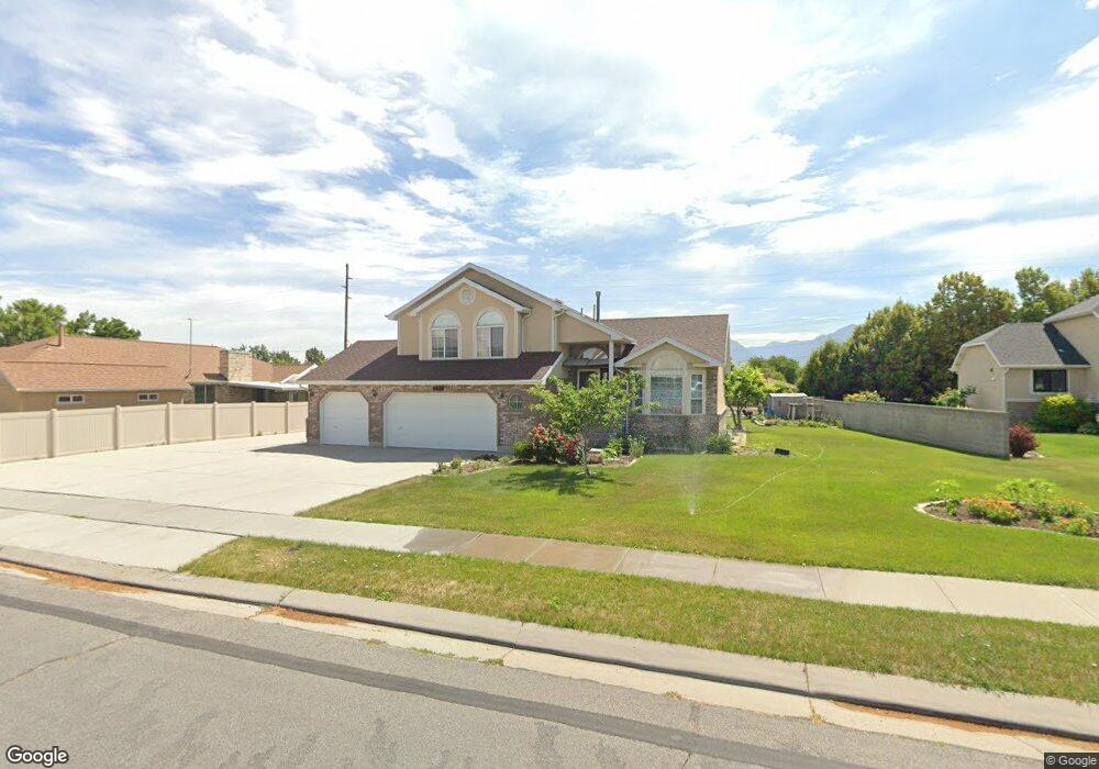 9463 S 2740 W, South Jordan, UT 84095 - photo 1