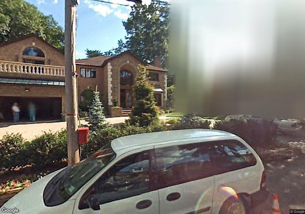 80 E Loop Rd, Staten Island, NY 10304 - photo 1