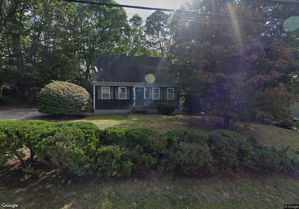 8 Cronin Ave, Pawcatuck, CT 06379 - photo 1