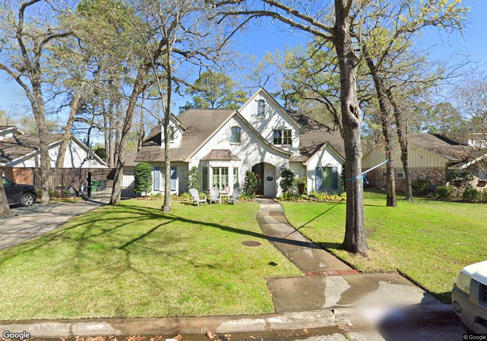 13038 Hermitage Ln, Houston, TX 77079 - photo 1