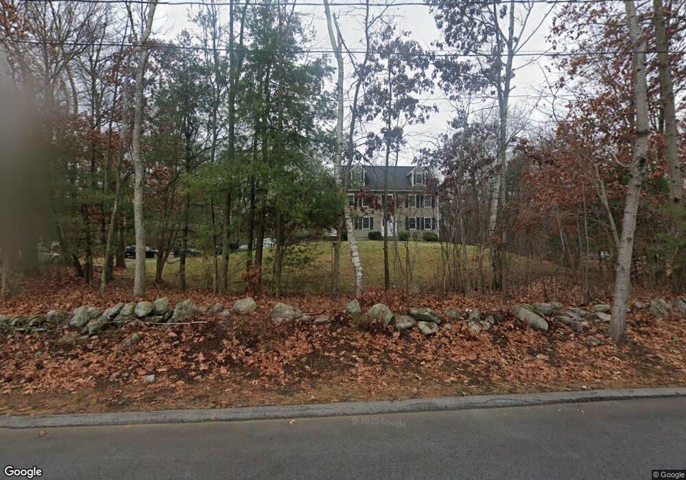 190 E Richardson Rd, Dracut, MA 01826 - photo 1