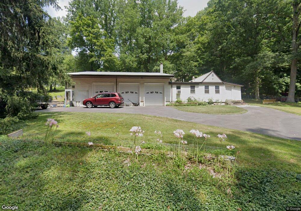 5777 Applebutter Hill Rd, Coopersburg, PA 18036 - photo 1