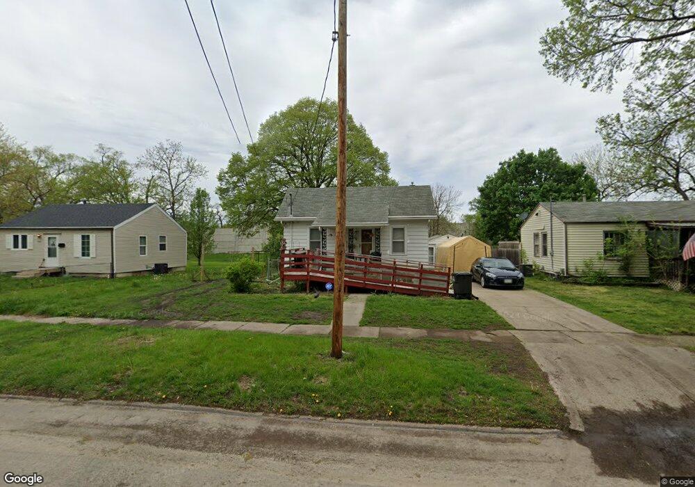 1724 E 22nd St, Des Moines, IA 50317 - photo 1