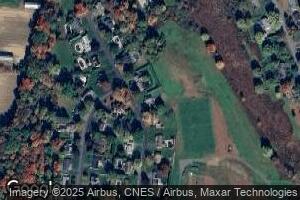 20 Pleasant View Dr, Hatfield, MA 01038