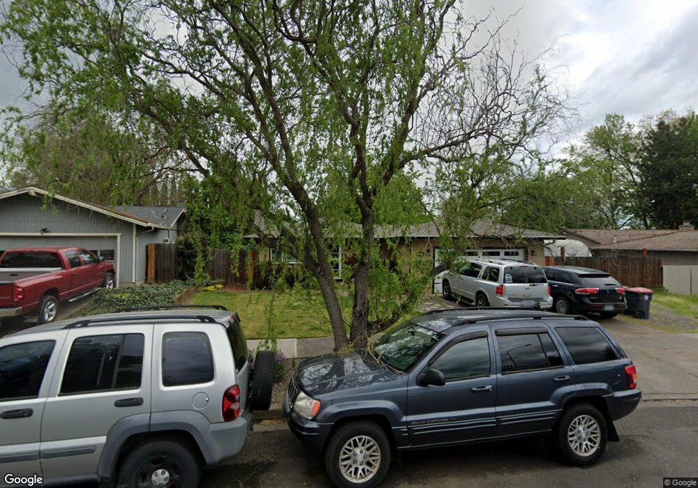 1533 Papago Dr, Medford, OR 97504 - photo 1