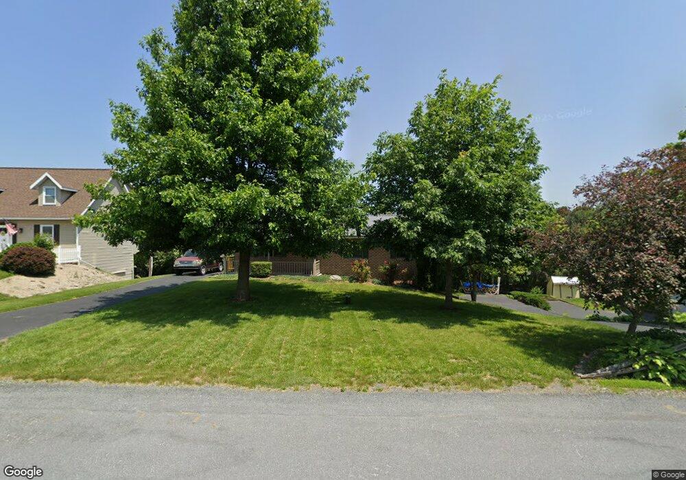 1263 Candice Ln, Chambersburg, PA 17201 - photo 1