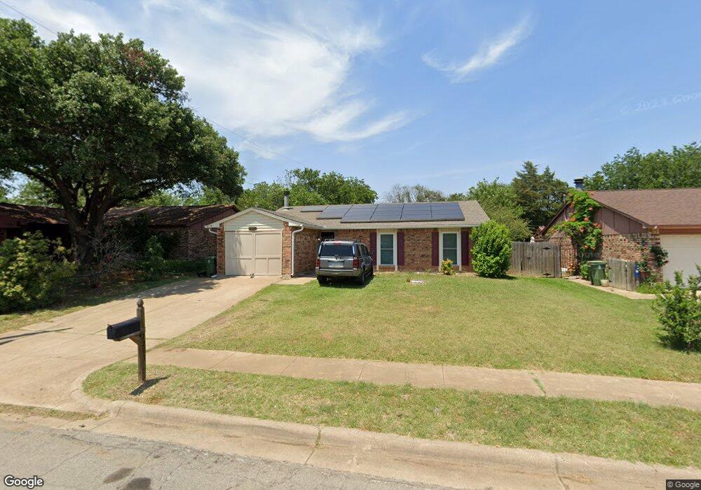7201 Lancashire Dr, North Richland Hills, TX 76182 - photo 1