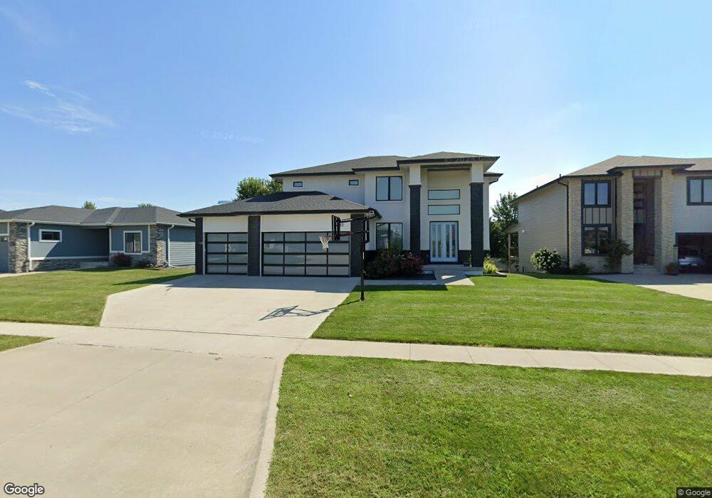 165 91st St, West Des Moines, IA 50266 - photo 1