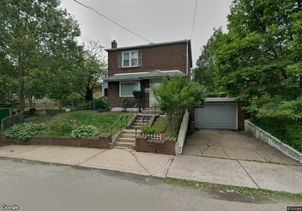 220 E Elm St, Hazleton, PA 18201 - photo 1