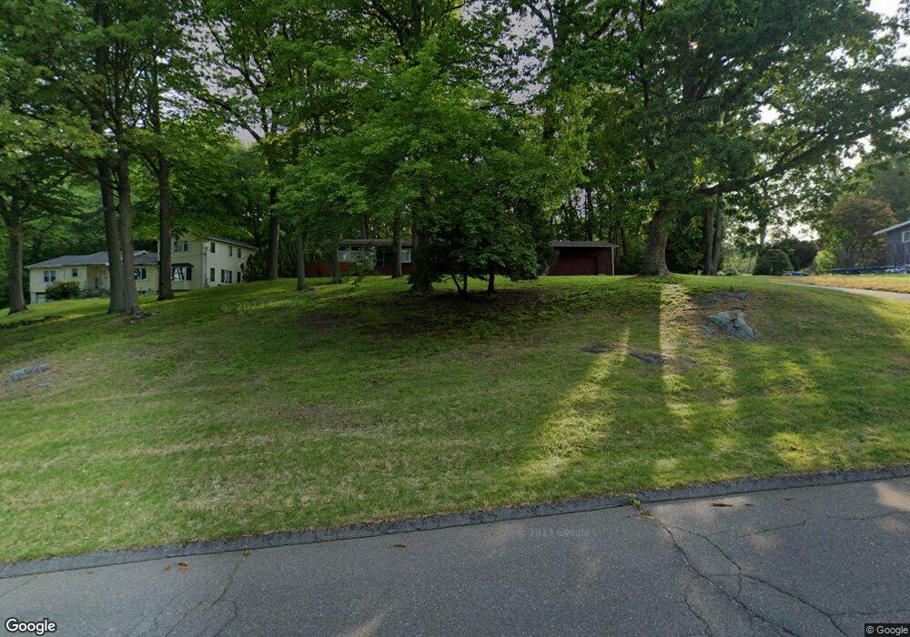 17 Oakridge Rd, Trumbull, CT 06611 - photo 1