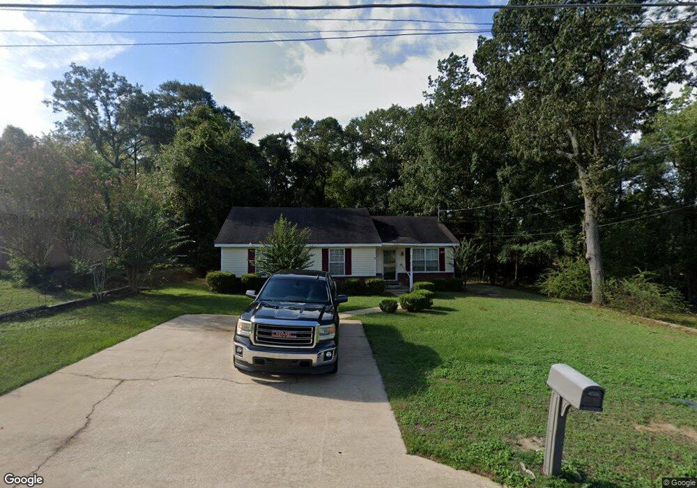 2902 Saint Peter St, Dothan, AL 36303 - photo 1