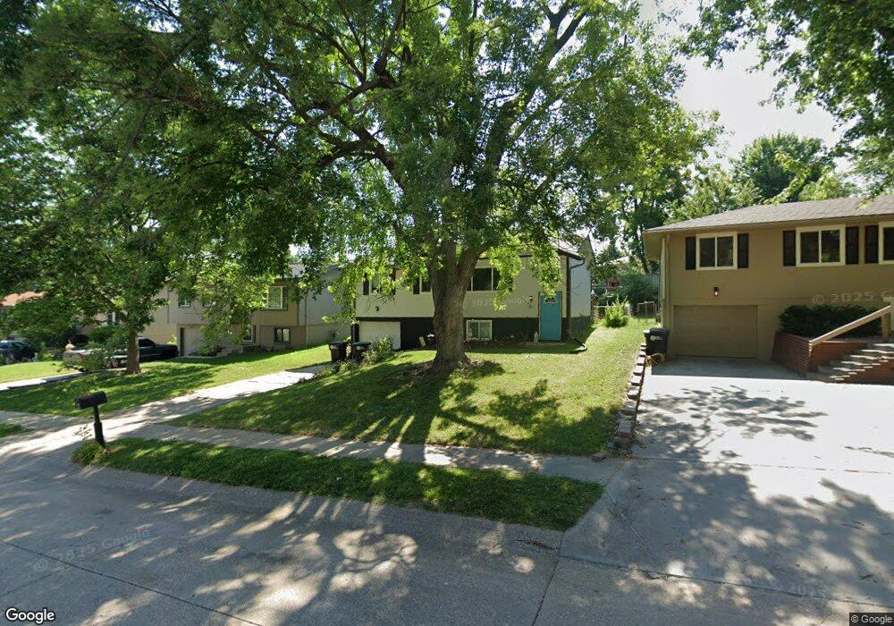 4829 N 130th Cir, Omaha, NE 68164 - photo 1