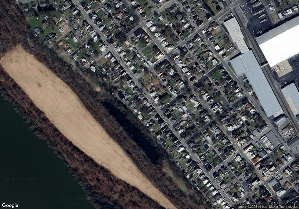 705 Elm St, Watsontown, PA 17777 - photo 1